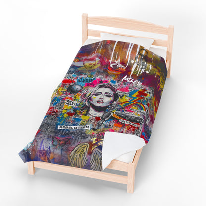 Rebel Queen Velveteen Plush Blanket | Pop Art Graffiti Throw - LucyKay store