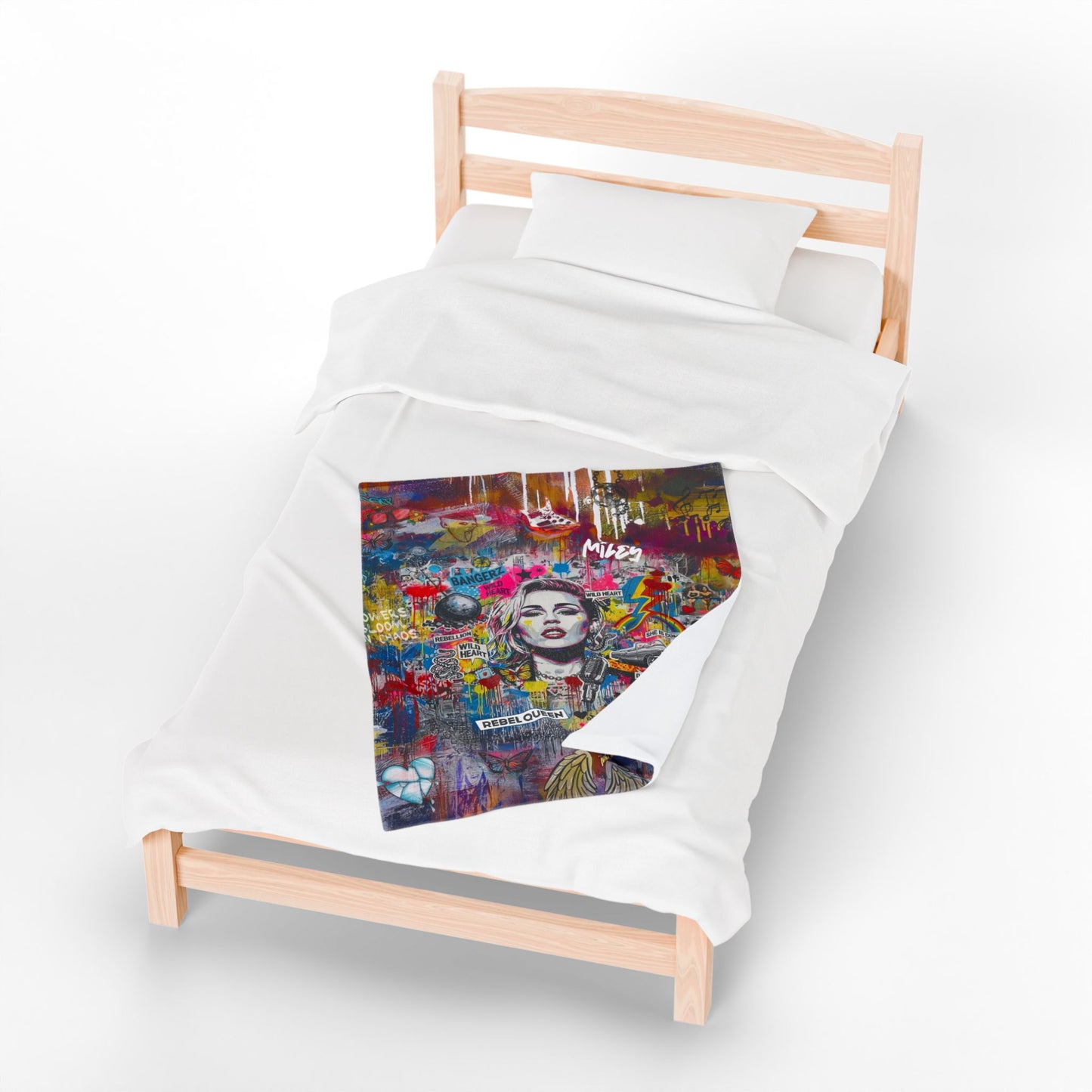 Rebel Queen Velveteen Plush Blanket | Pop Art Graffiti Throw - LucyKay store